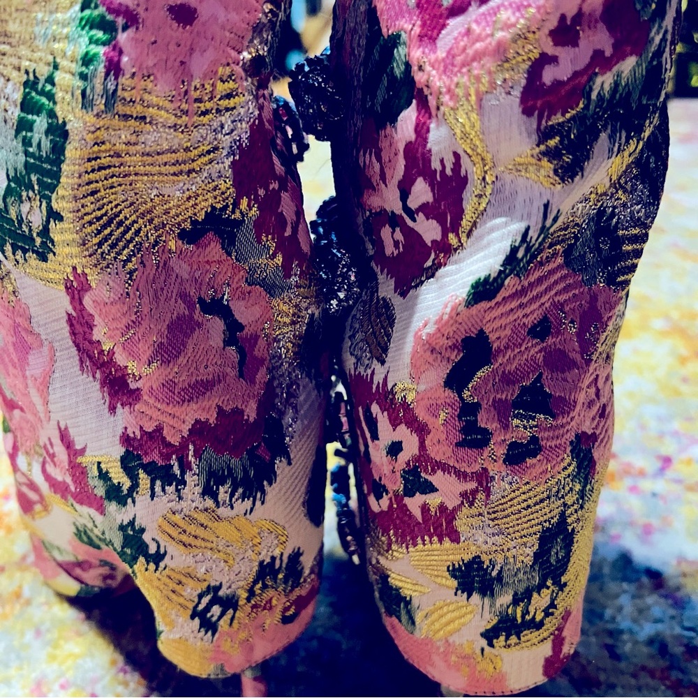 New AZALEA WANG Tilley Floral Jacquard Pointed Toe Bootie - Picture 14 of 17